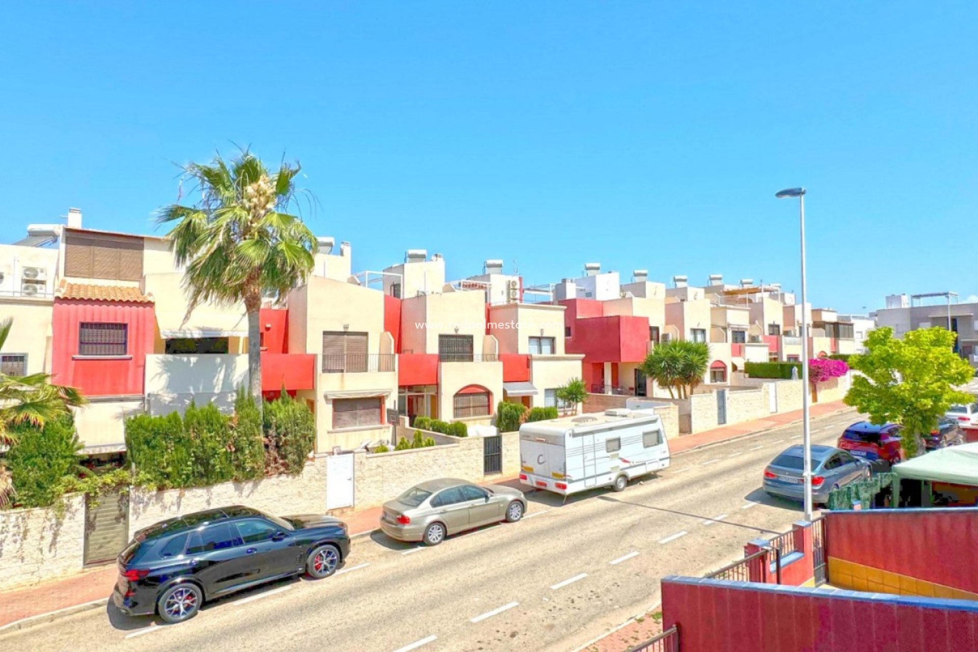 Herverkoop - Stadshuis -
Torrevieja - Costa Blanca