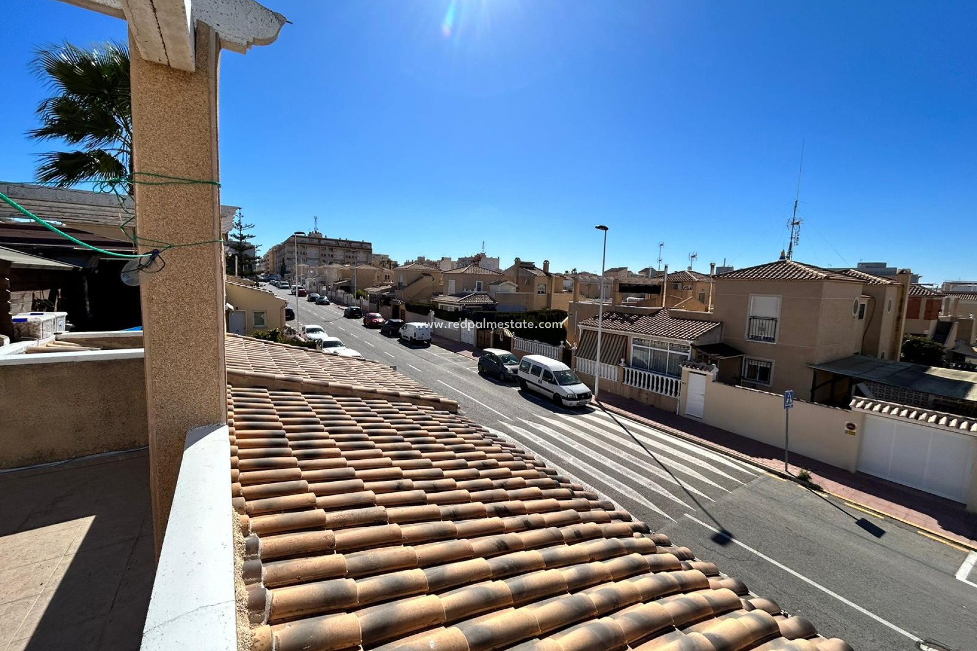 Herverkoop - Stadshuis -
Torrevieja - Costa Blanca