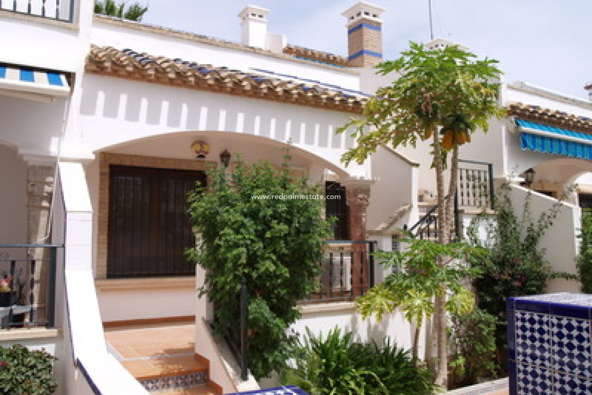 Herverkoop - Stadshuis -
Villamartín - Costa Blanca