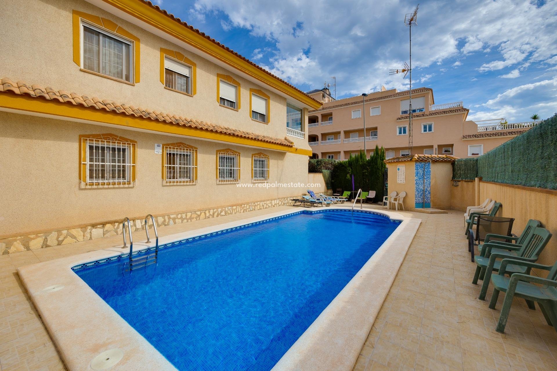 Herverkoop - Twee onder een kap -
Orihuela Costa - Villamartín