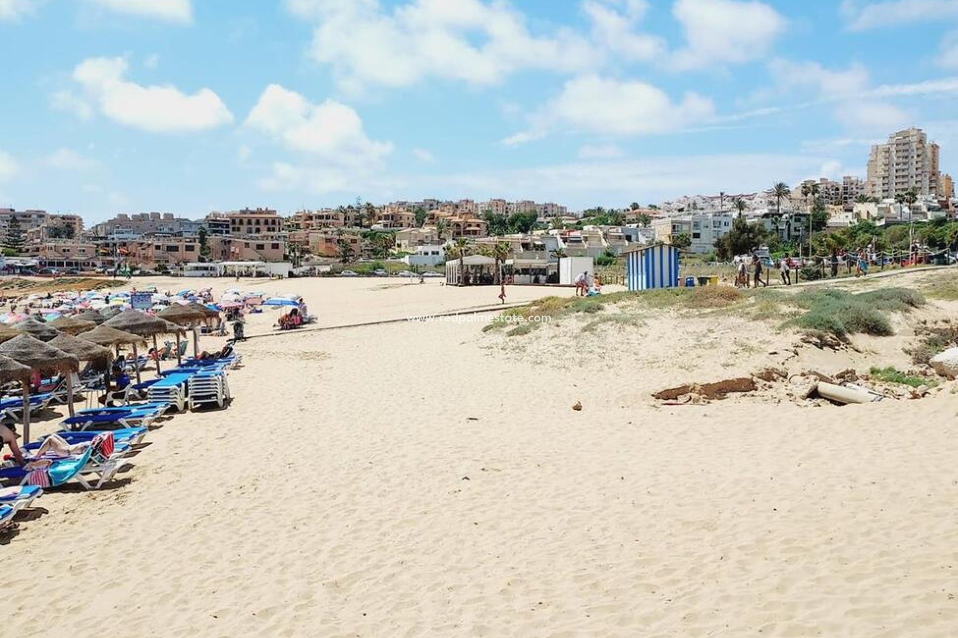 Herverkoop - Twee onder een kap -
Torrevieja - La Mata