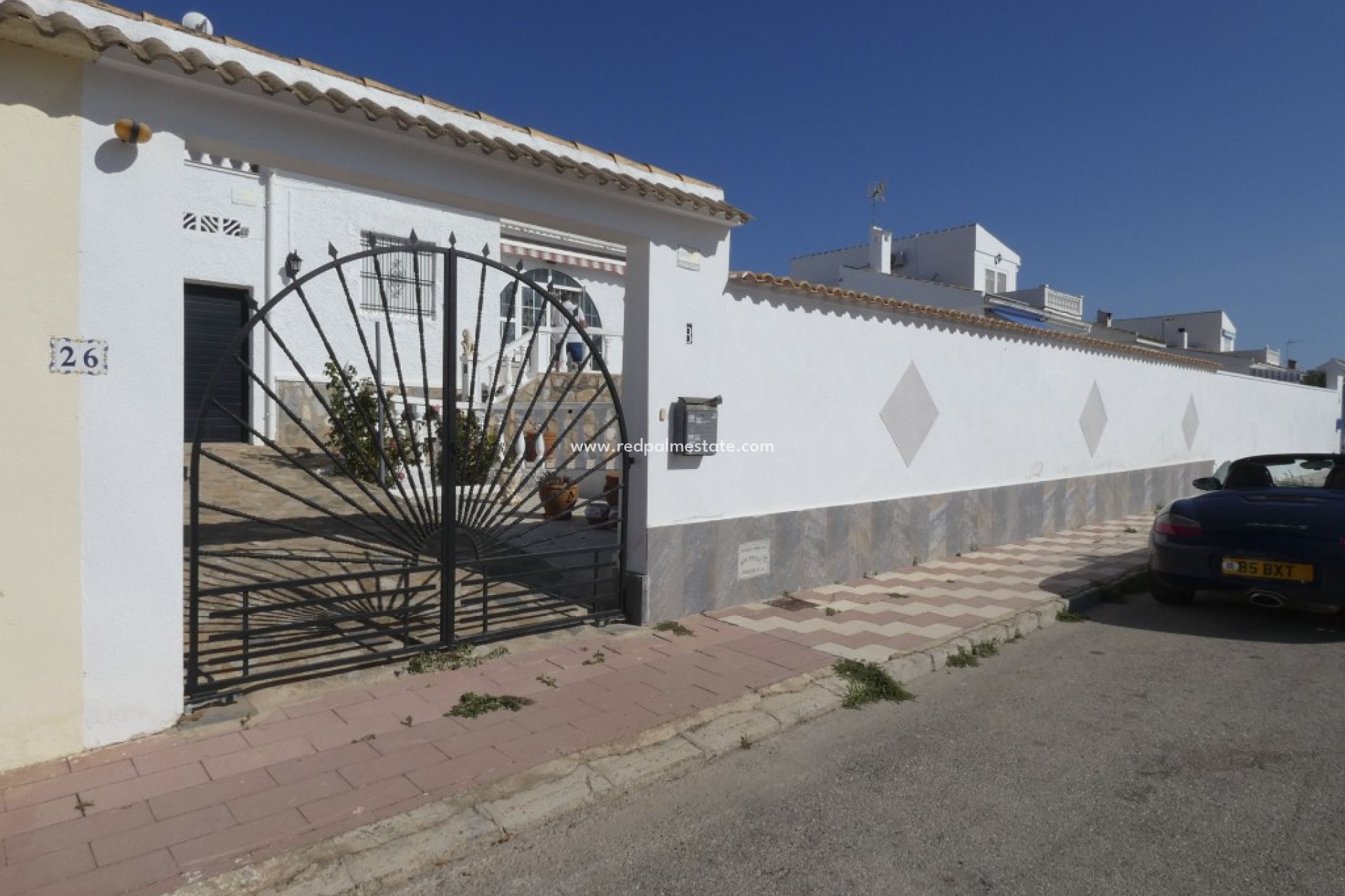 Herverkoop - Twee onder een kap -
Torrevieja - San Luis