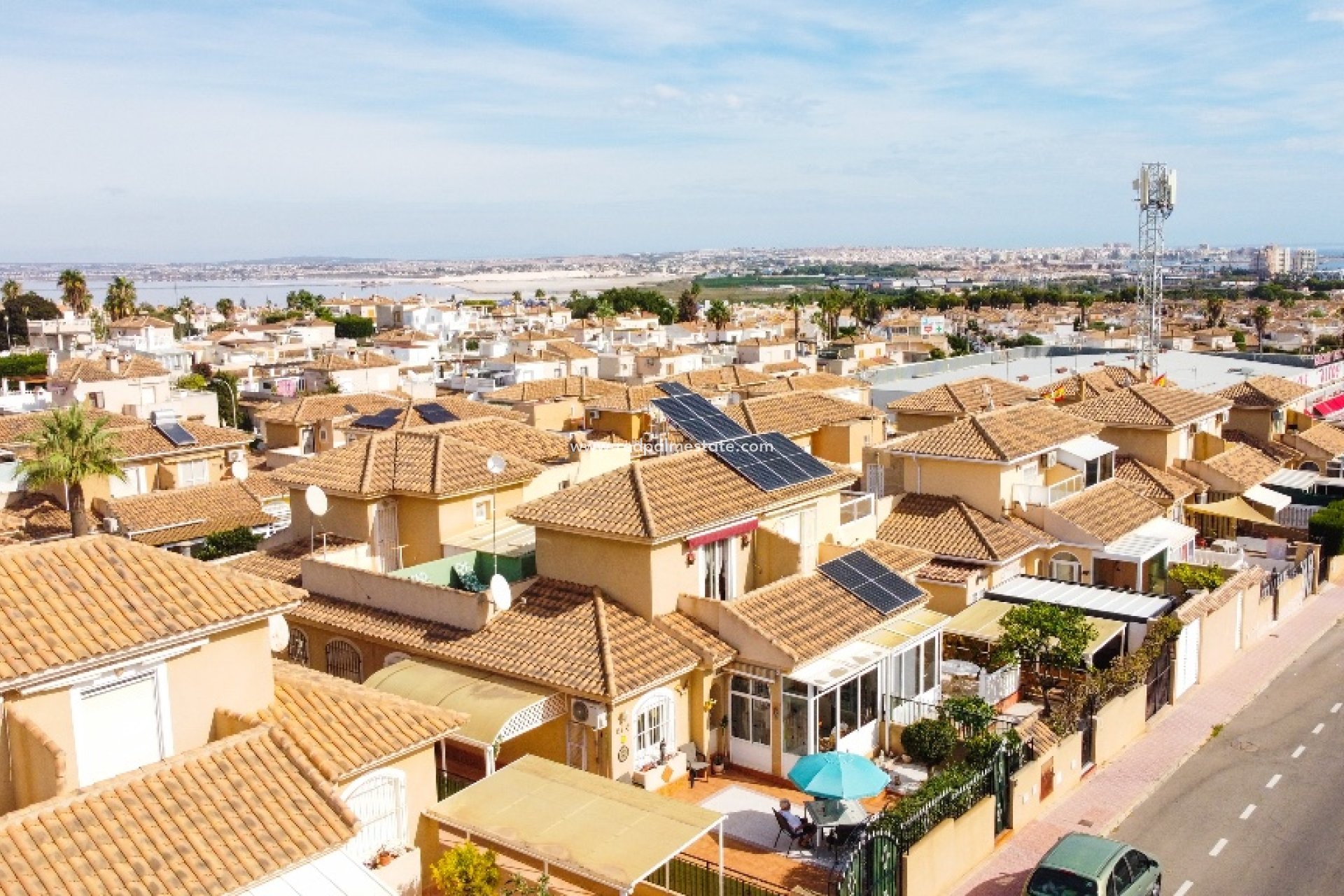 Herverkoop - Vierpersoonshuis -
Torrevieja - Los Balcones - Los Altos del Edén