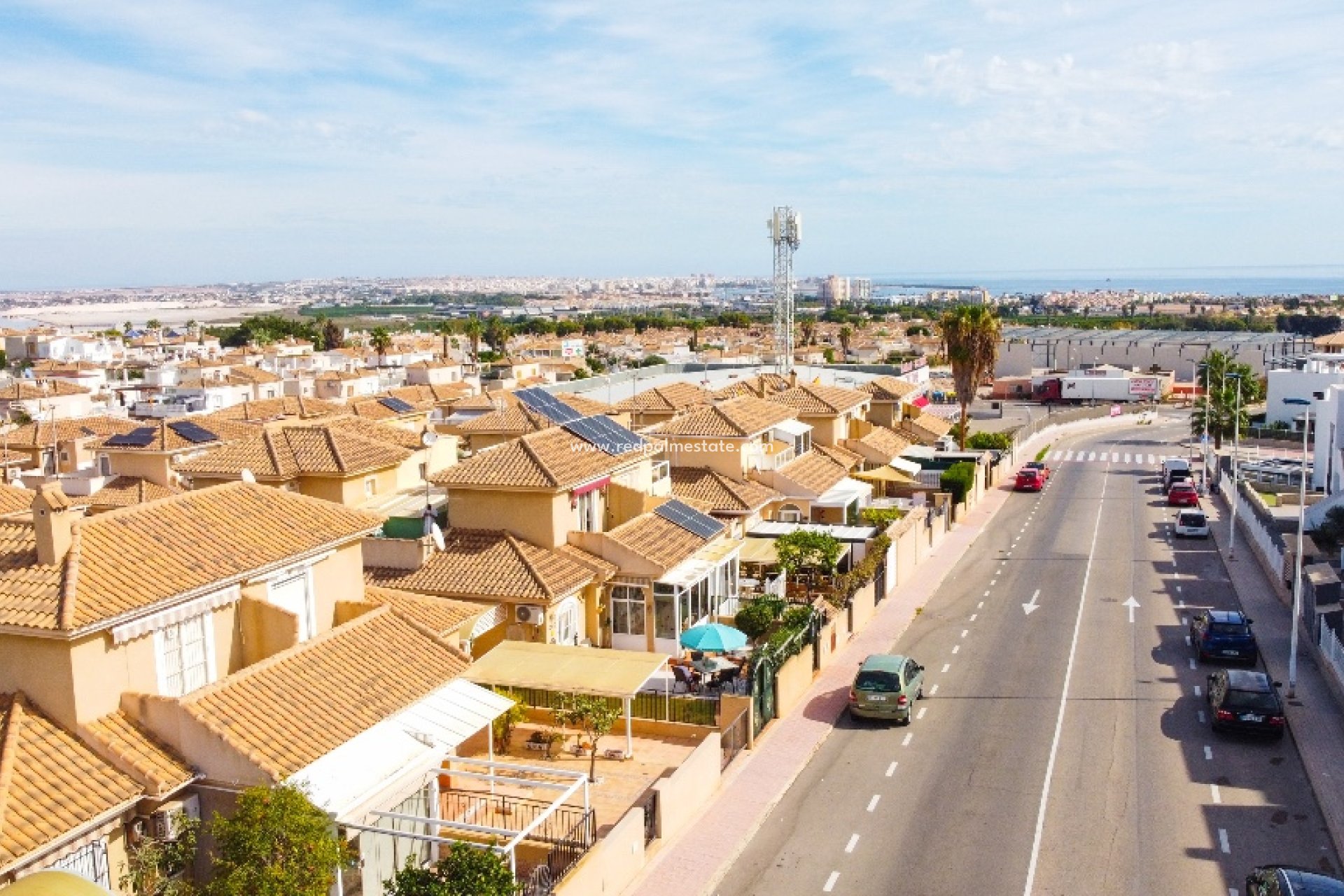 Herverkoop - Vierpersoonshuis -
Torrevieja - Los Balcones - Los Altos del Edén