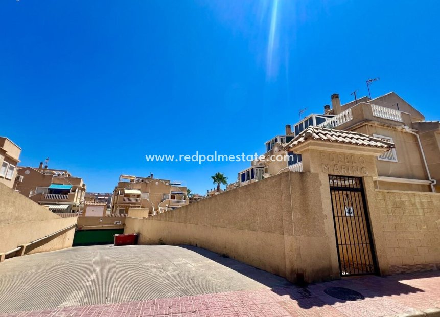 Herverkoop - Vierpersoonsvilla -
Torrevieja - Costa Blanca