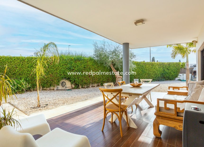 Herverkoop - Villa -
Alicante - Costa Blanca