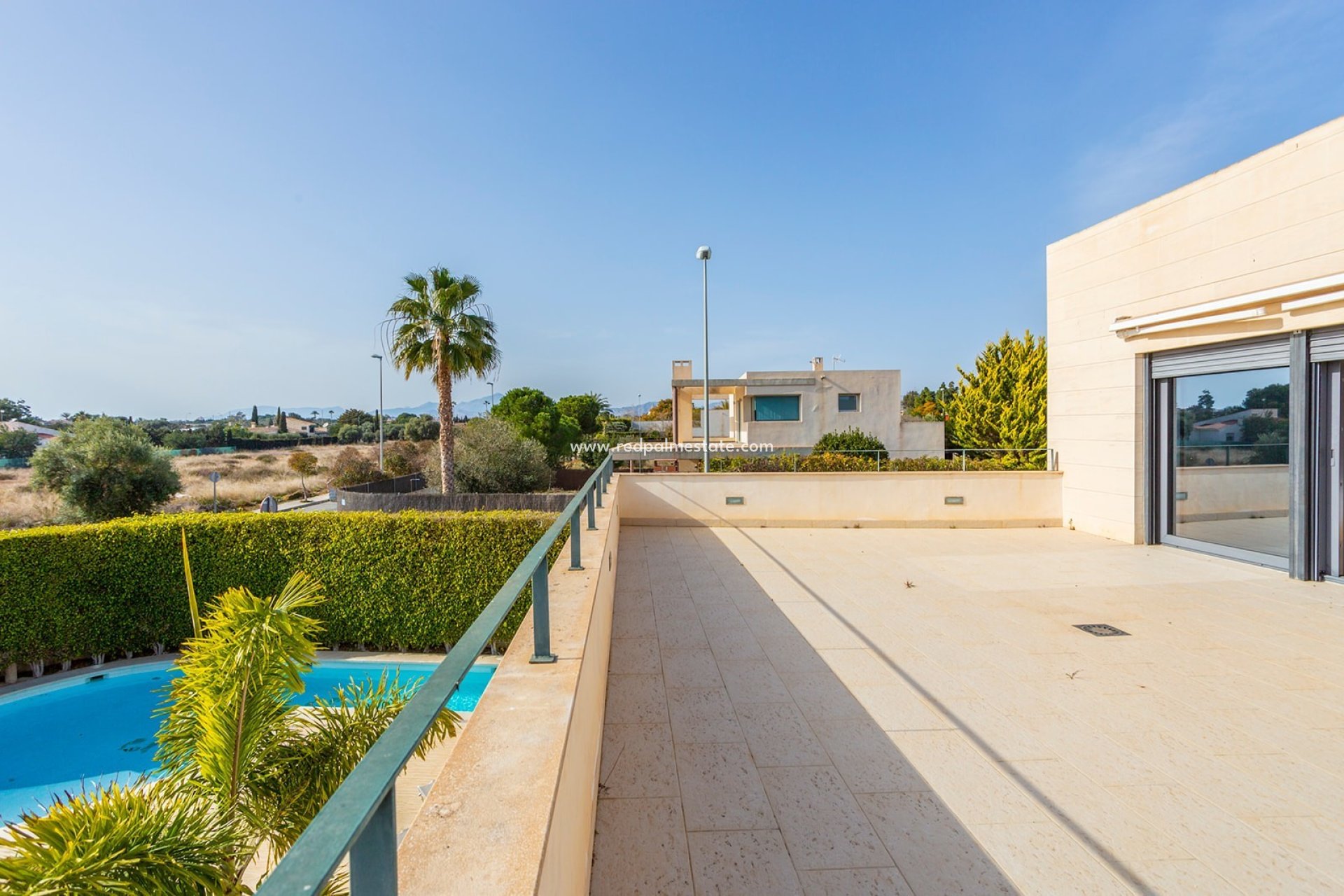 Herverkoop - Villa -
Alicante - Costa Blanca