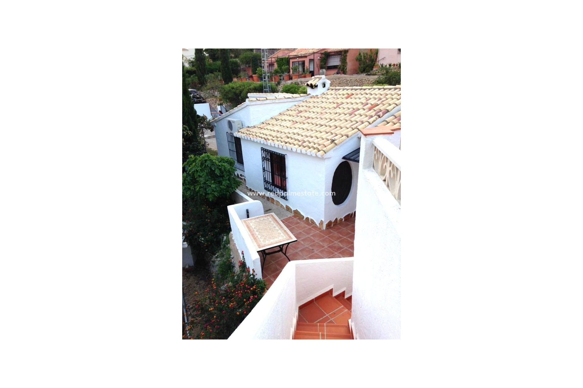 Herverkoop - Villa -
Altea - Costa Blanca