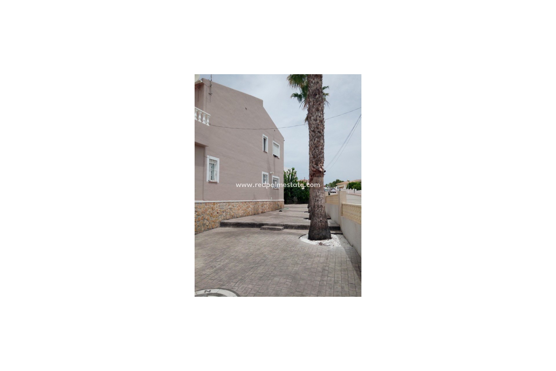 Herverkoop - Villa -
Benijofar - Costa Blanca