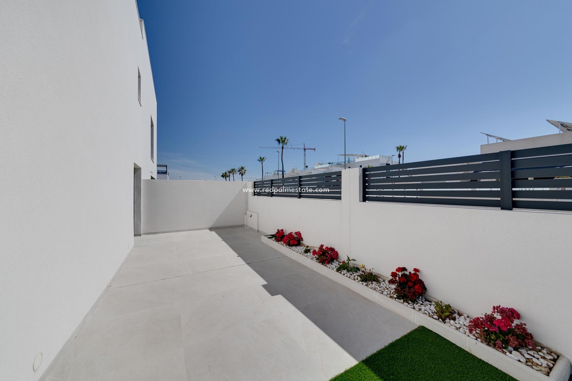 Herverkoop - Villa -
Benijofar - Costa Blanca