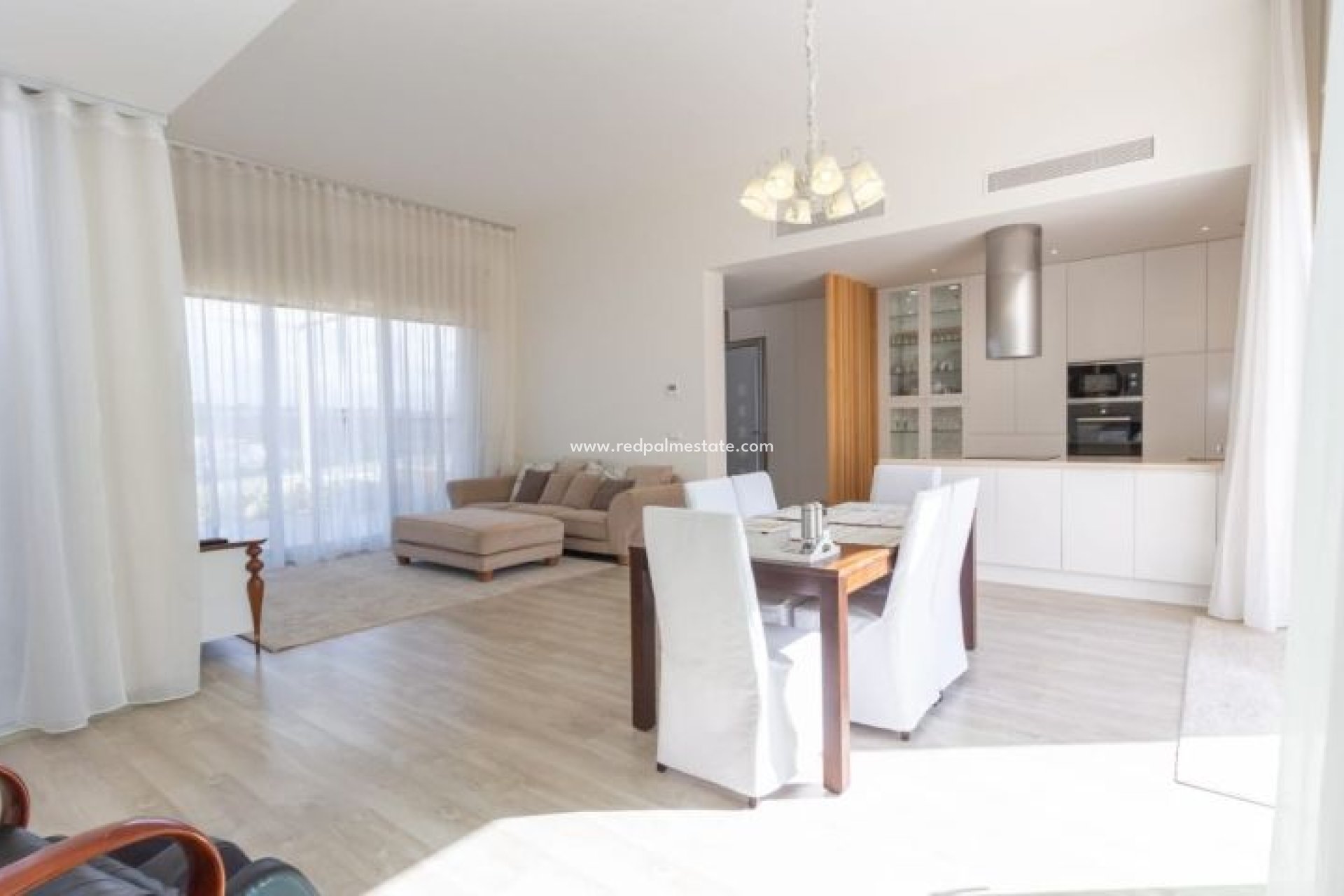 Herverkoop - Villa -
Benijofar - Costa Blanca