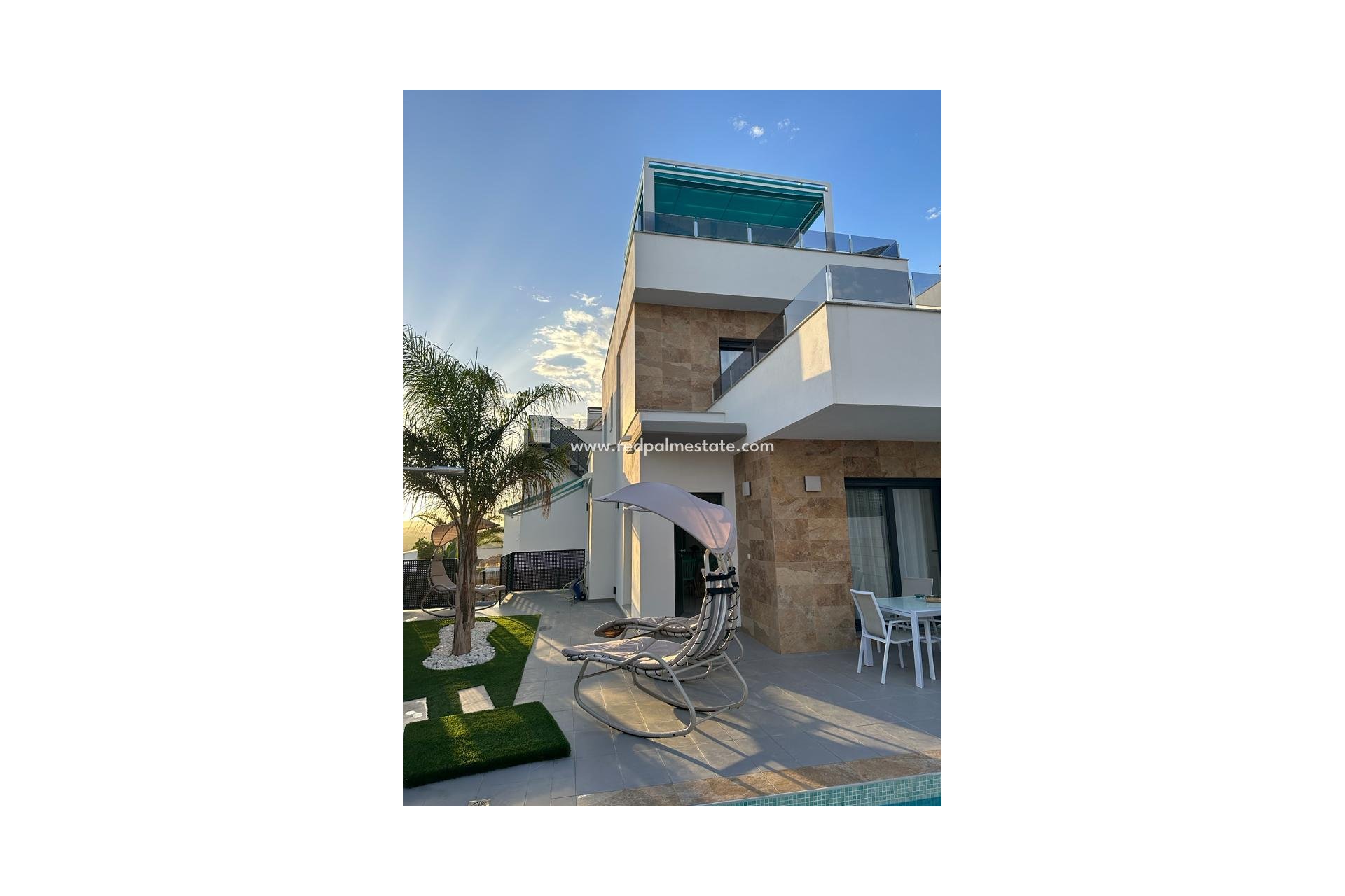 Herverkoop - Villa -
Benijofar - Costa Blanca