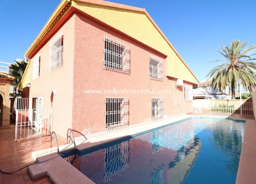 Herverkoop - Villa -
Cabo Roig - Costa Blanca