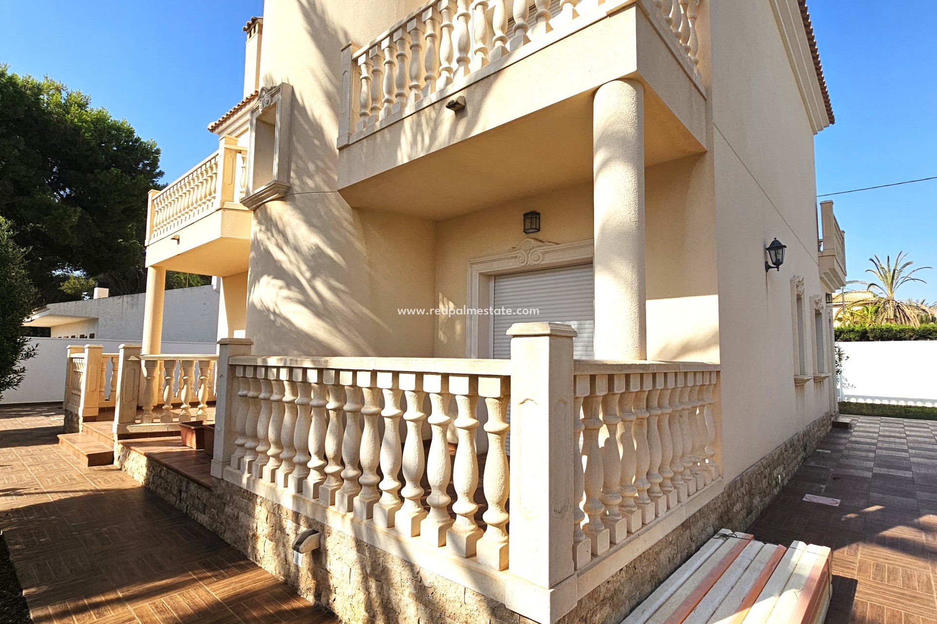 Herverkoop - Villa -
Cabo Roig - Costa Blanca