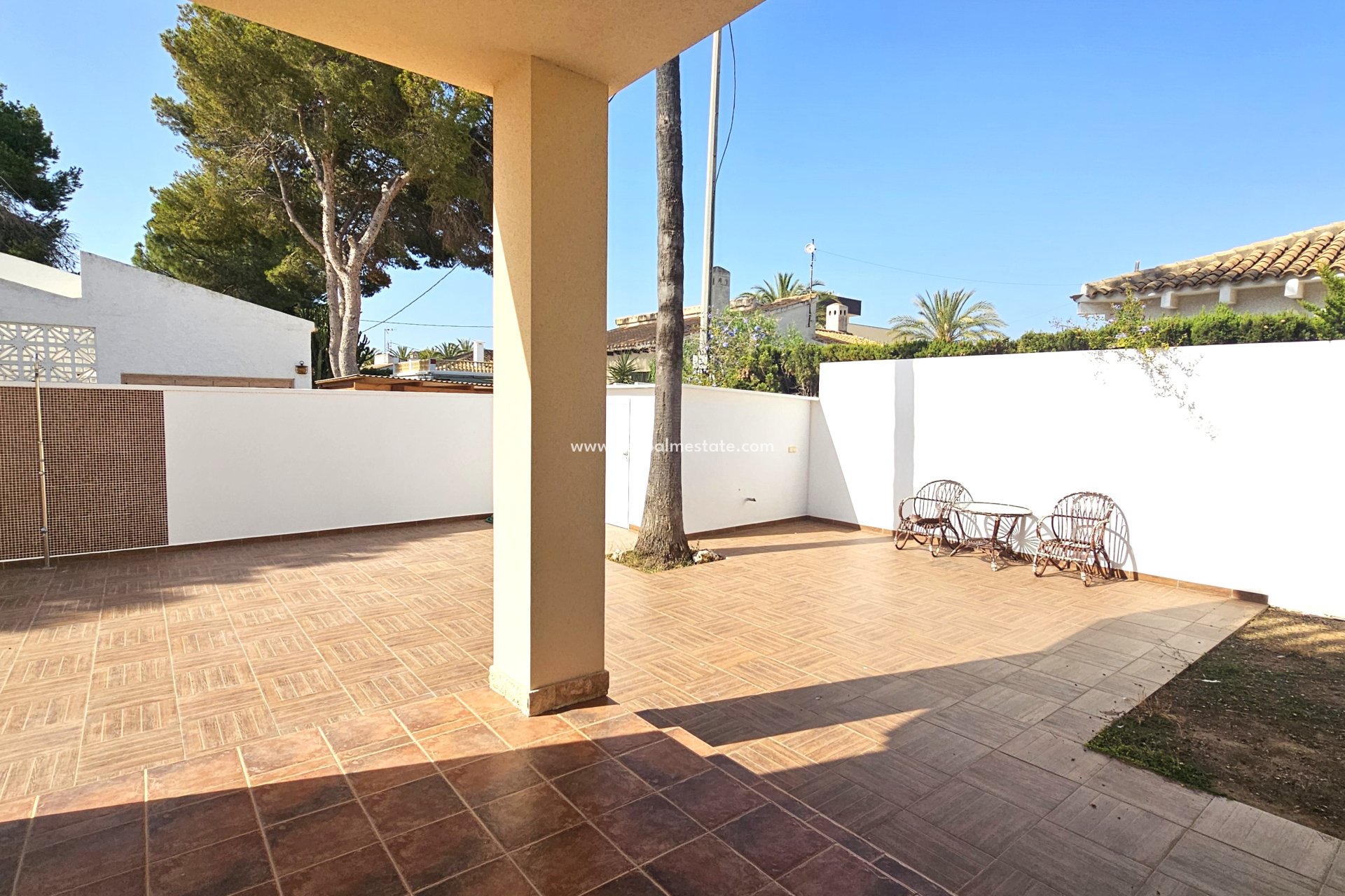 Herverkoop - Villa -
Cabo Roig - Costa Blanca