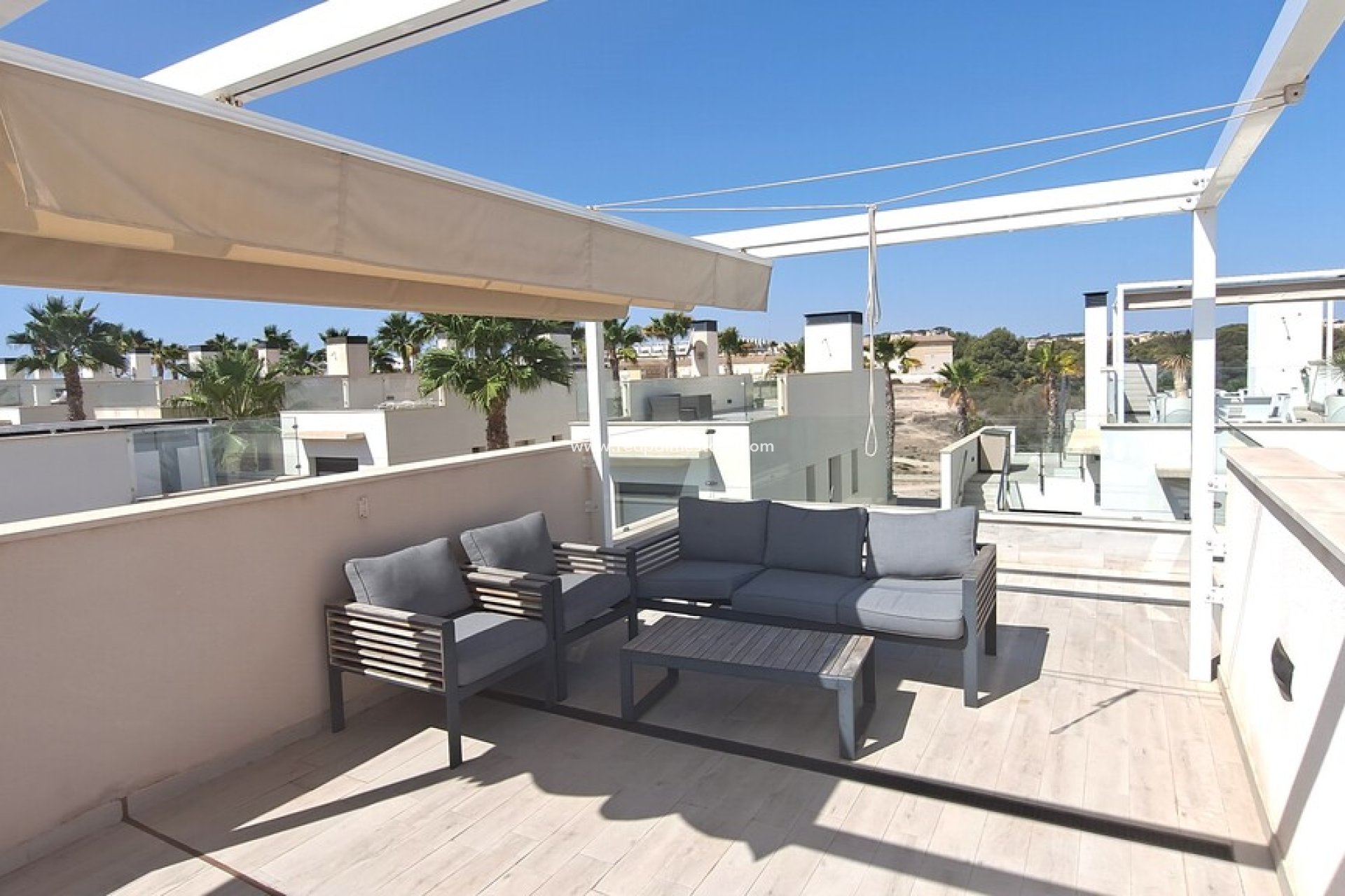 Herverkoop - Villa -
Cabo Roig - Costa Blanca