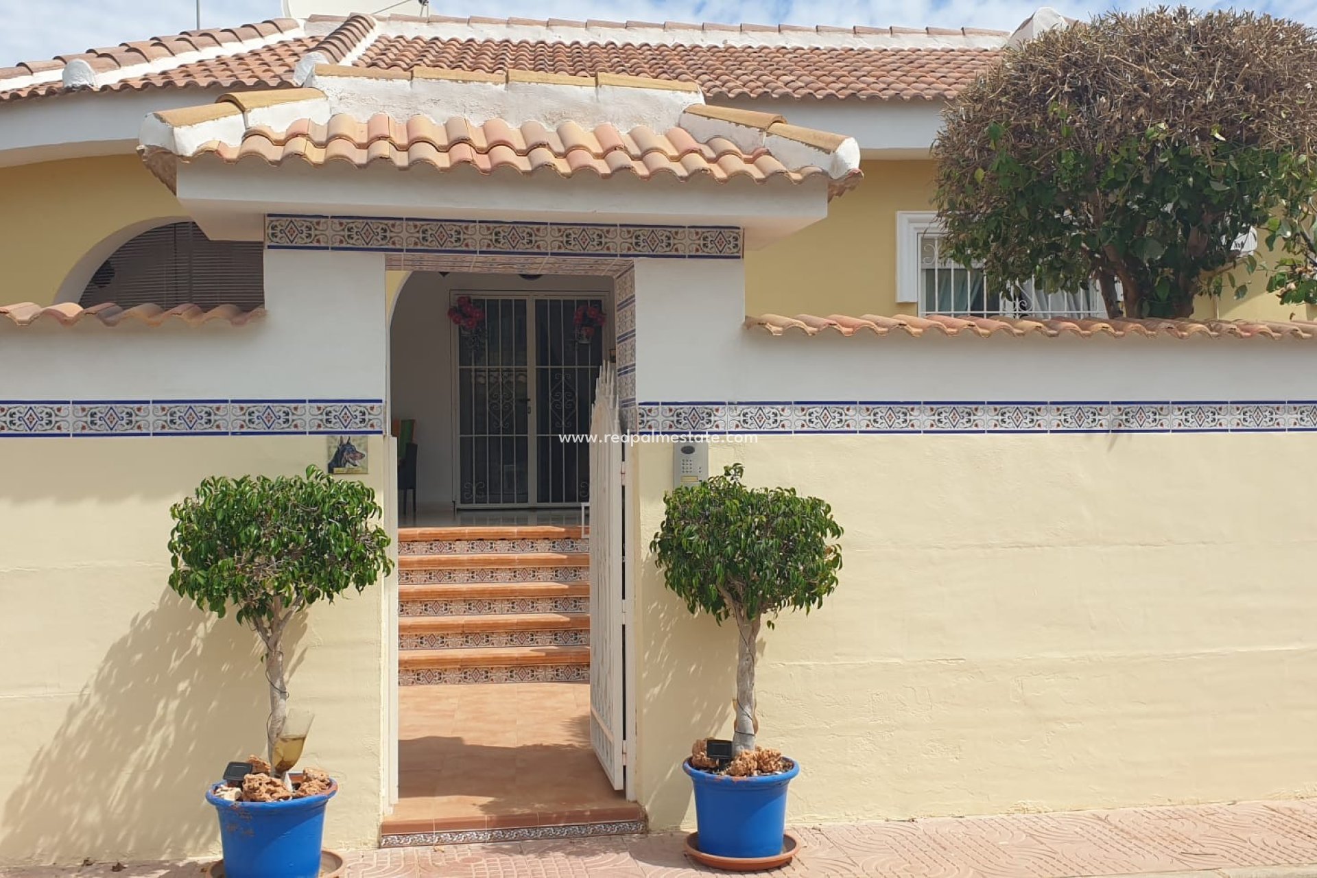 Herverkoop - Villa -
Ciudad quesada - Costa Blanca