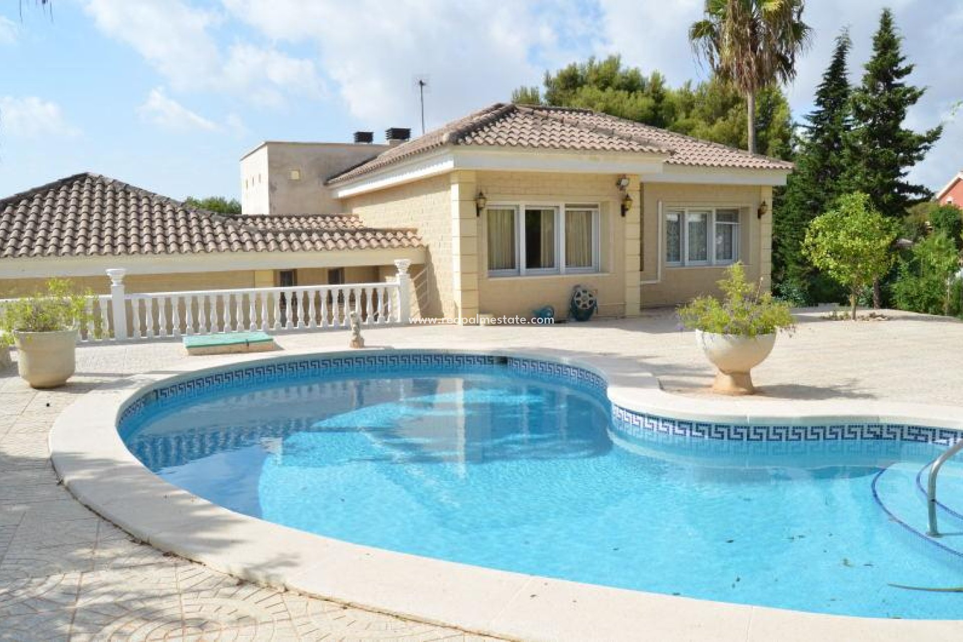 Herverkoop - Villa -
Dehesa de Campoamor - Dehesa de campoamor