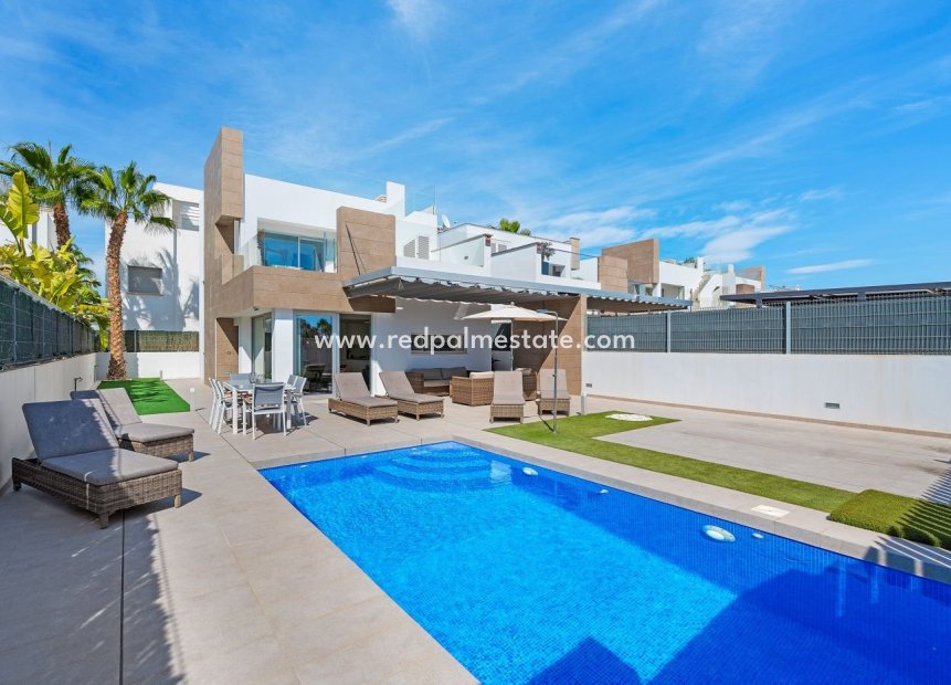 Herverkoop - Villa -
Guardamar del Segura - Costa Blanca