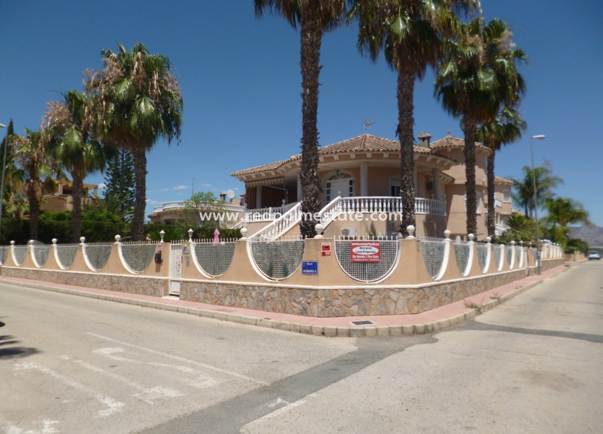 Herverkoop - Villa -
La Murada - Inland