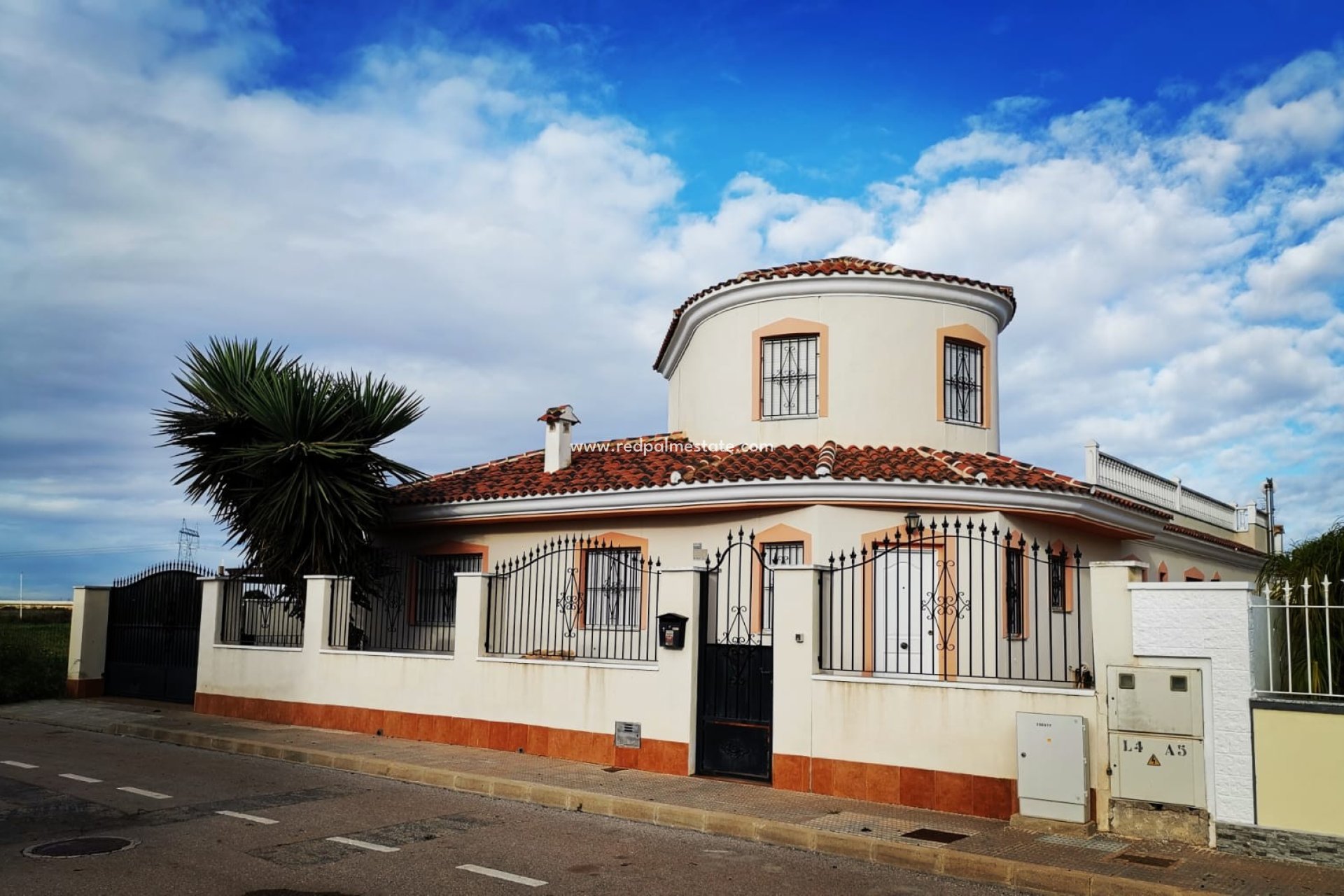 Herverkoop - Villa -
Los Alczares - Costa Calida