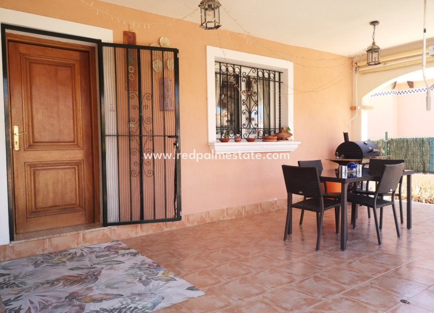 Herverkoop - Villa -
Los Montesinos - Costa Blanca