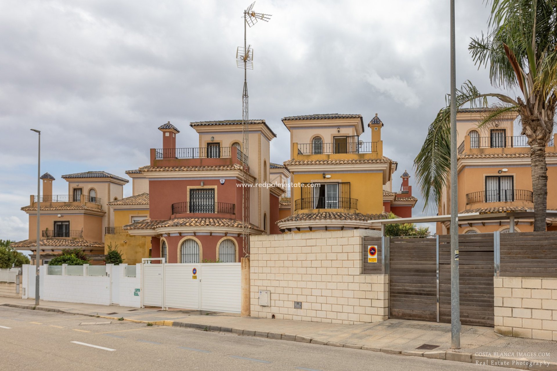 Herverkoop - Villa -
Los Montesinos - Los Montesinos - Urb. La Herrada