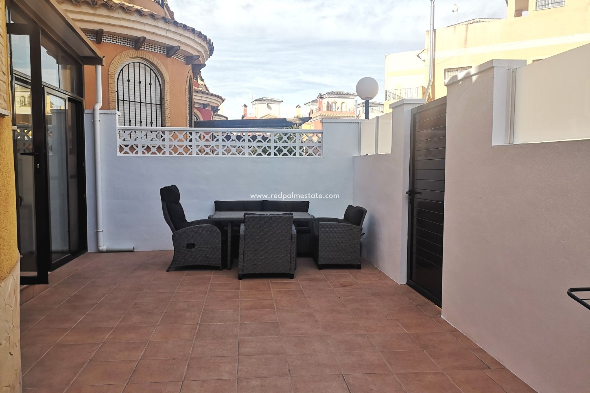 Herverkoop - Villa -
Montesinos - Costa Blanca