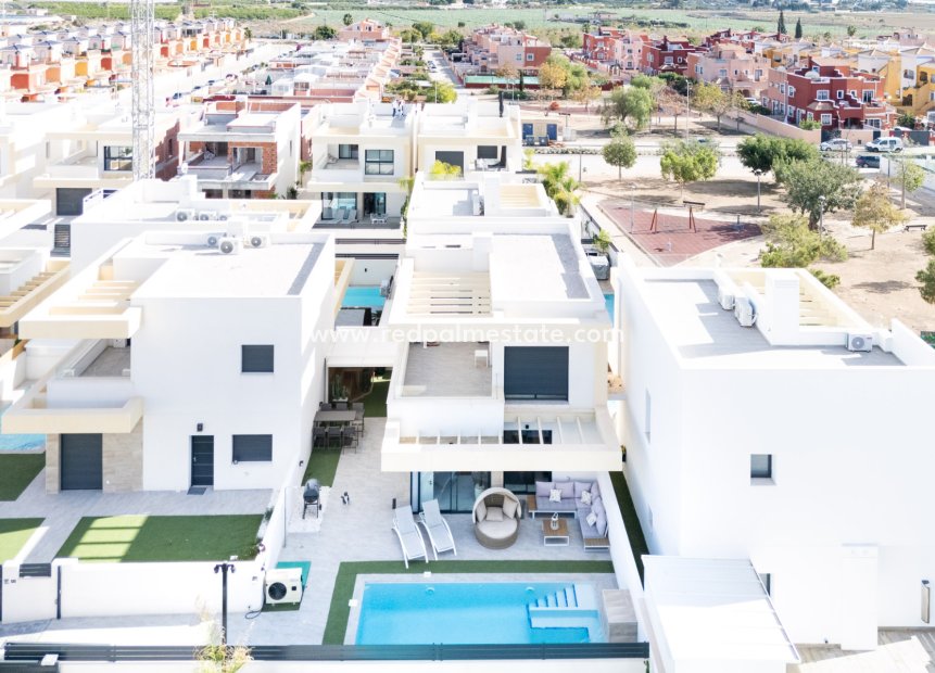 Herverkoop - Villa -
Montesinos - Costa Blanca