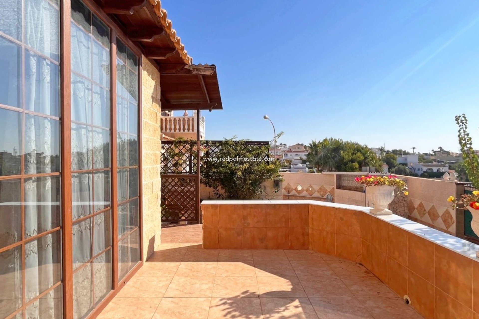 Herverkoop - Villa -
Orihuela Costa - Costa Blanca