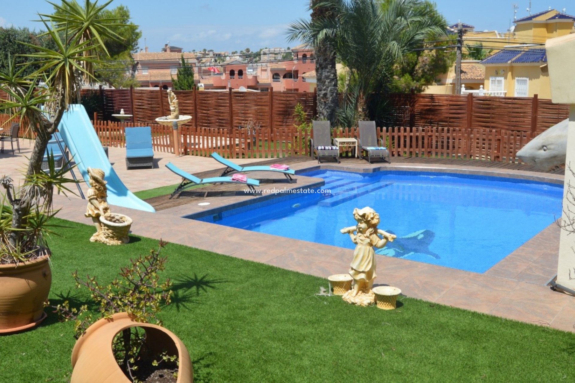 Herverkoop - Villa -
Orihuela Costa - Costa Blanca