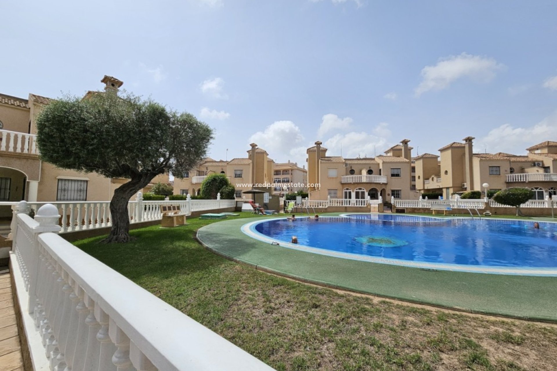 Herverkoop - Villa -
Orihuela Costa - Costa Blanca