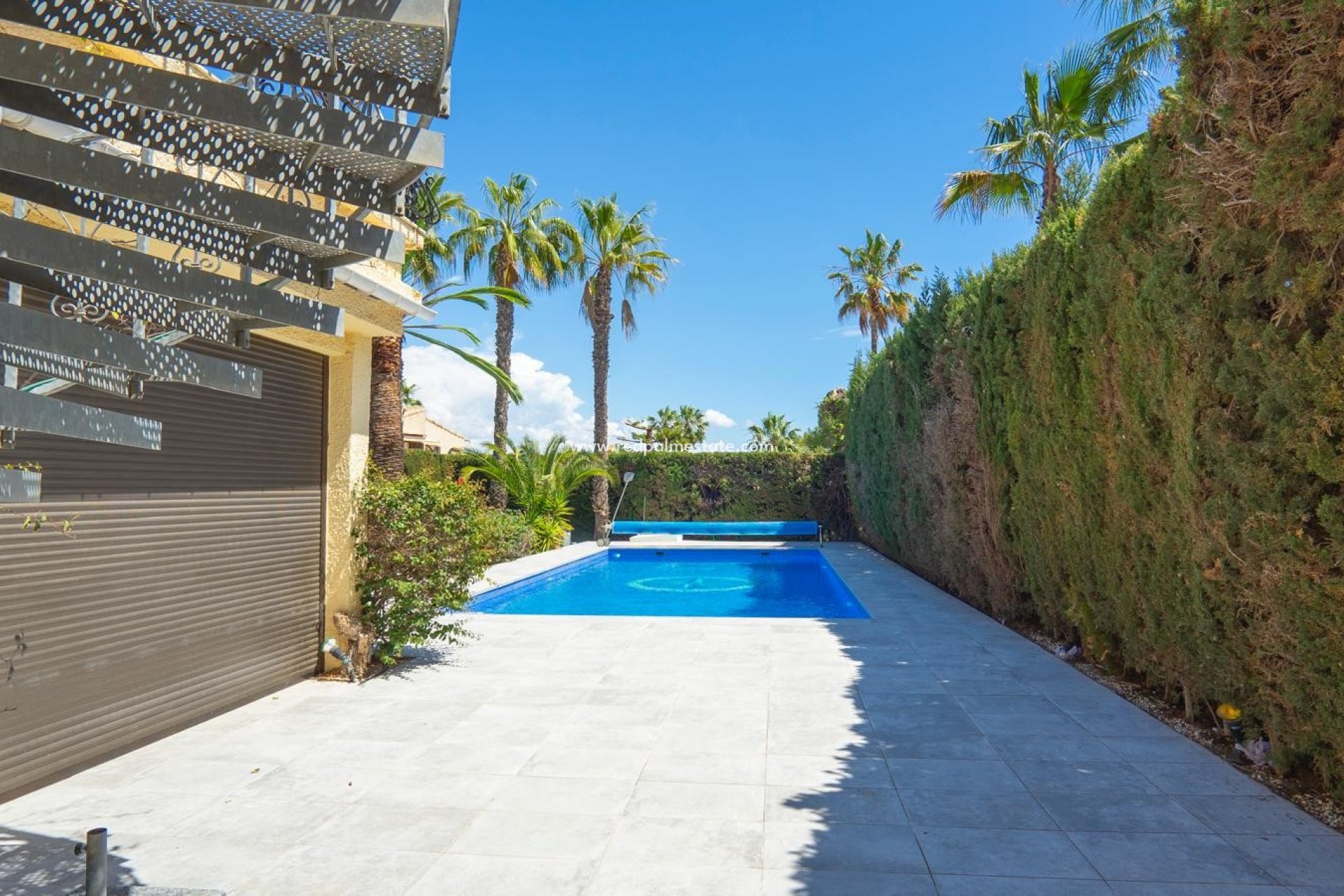 Herverkoop - Villa -
Orihuela Costa - Costa Blanca