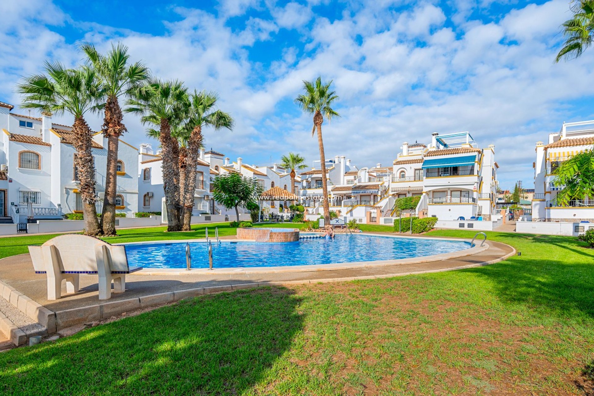 Herverkoop - Villa -
Orihuela Costa - Costa Blanca