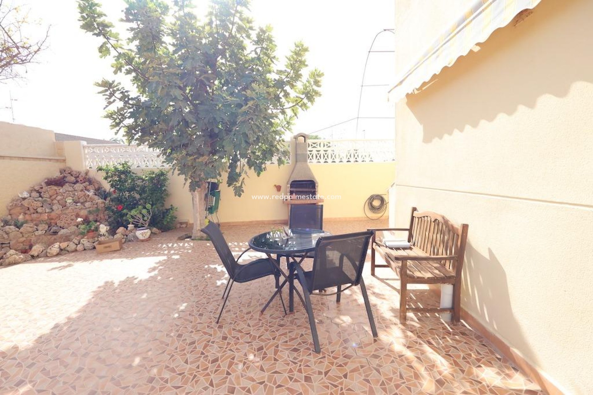 Herverkoop - Villa -
Orihuela Costa - Costa Blanca