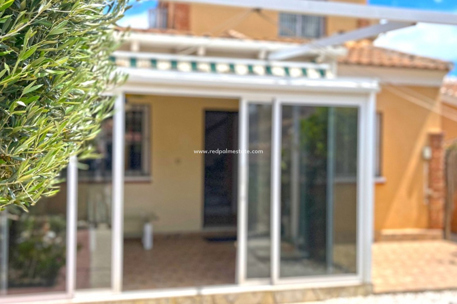 Herverkoop - Villa -
Orihuela Costa - Costa Blanca