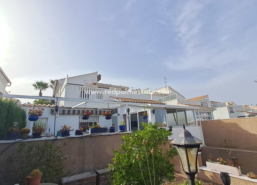 Herverkoop - Villa -
Orihuela Costa - Costa Blanca