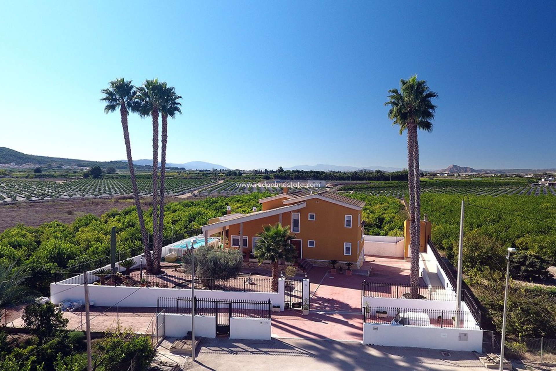 Herverkoop - Villa -
Orihuela Costa - Inland