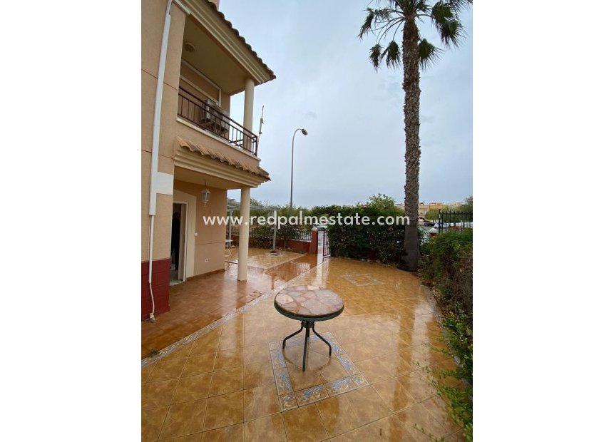 Herverkoop - Villa -
Orihuela Costa - La Florida