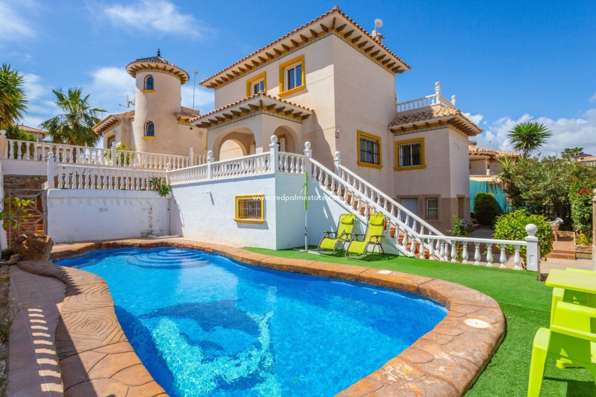 Herverkoop - Villa -
Orihuela Costa - La Zenia