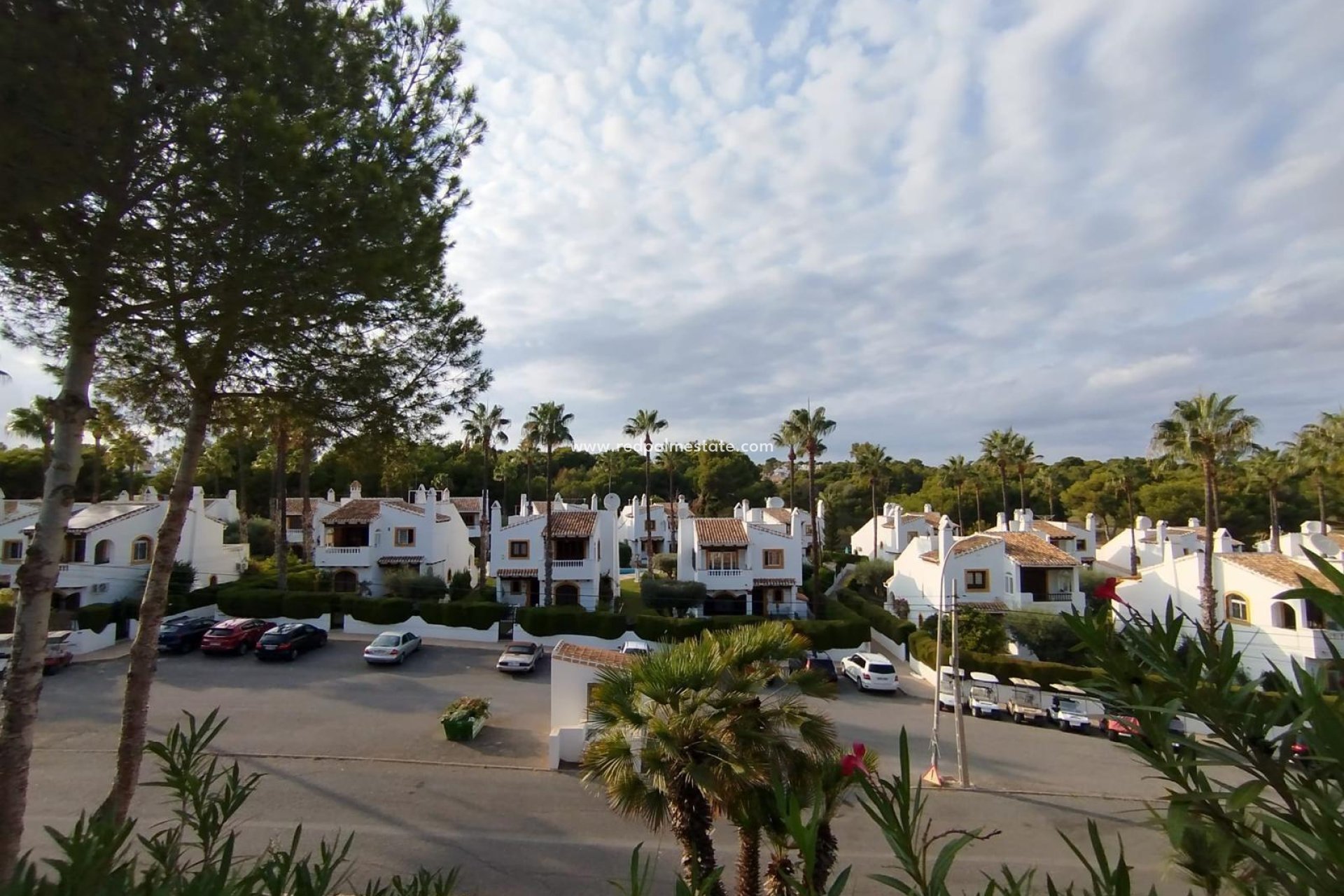 Herverkoop - Villa -
Orihuela Costa - Las Filipinas