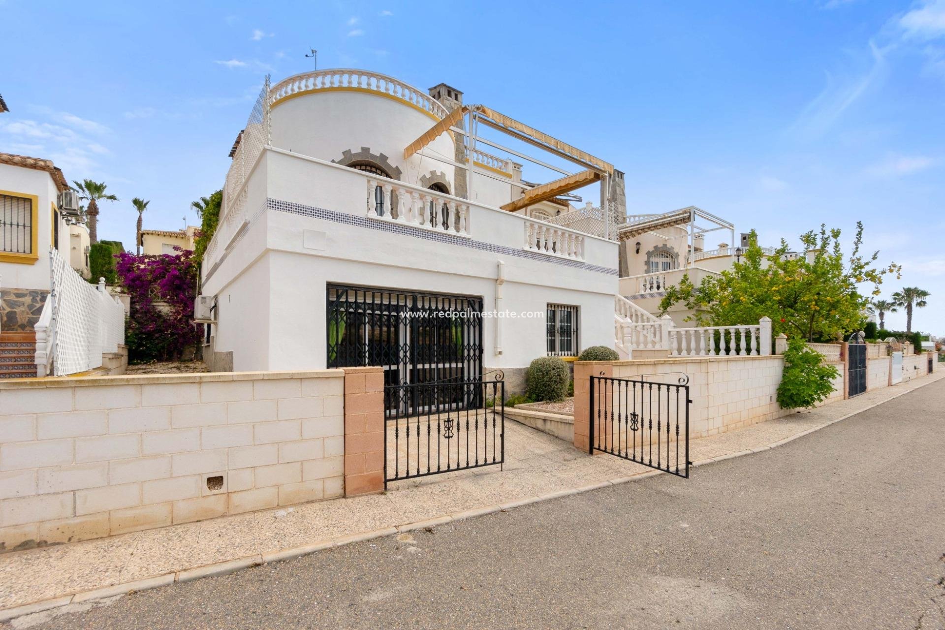 Herverkoop - Villa -
Orihuela Costa - Los Dolses