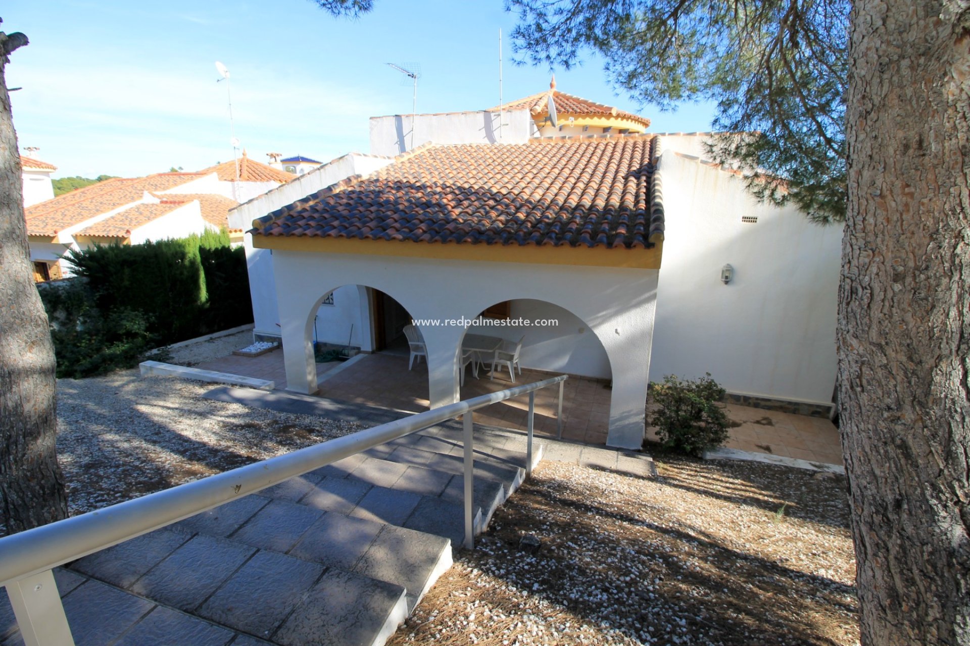 Herverkoop - Villa -
Orihuela Costa - Mil Palmeras