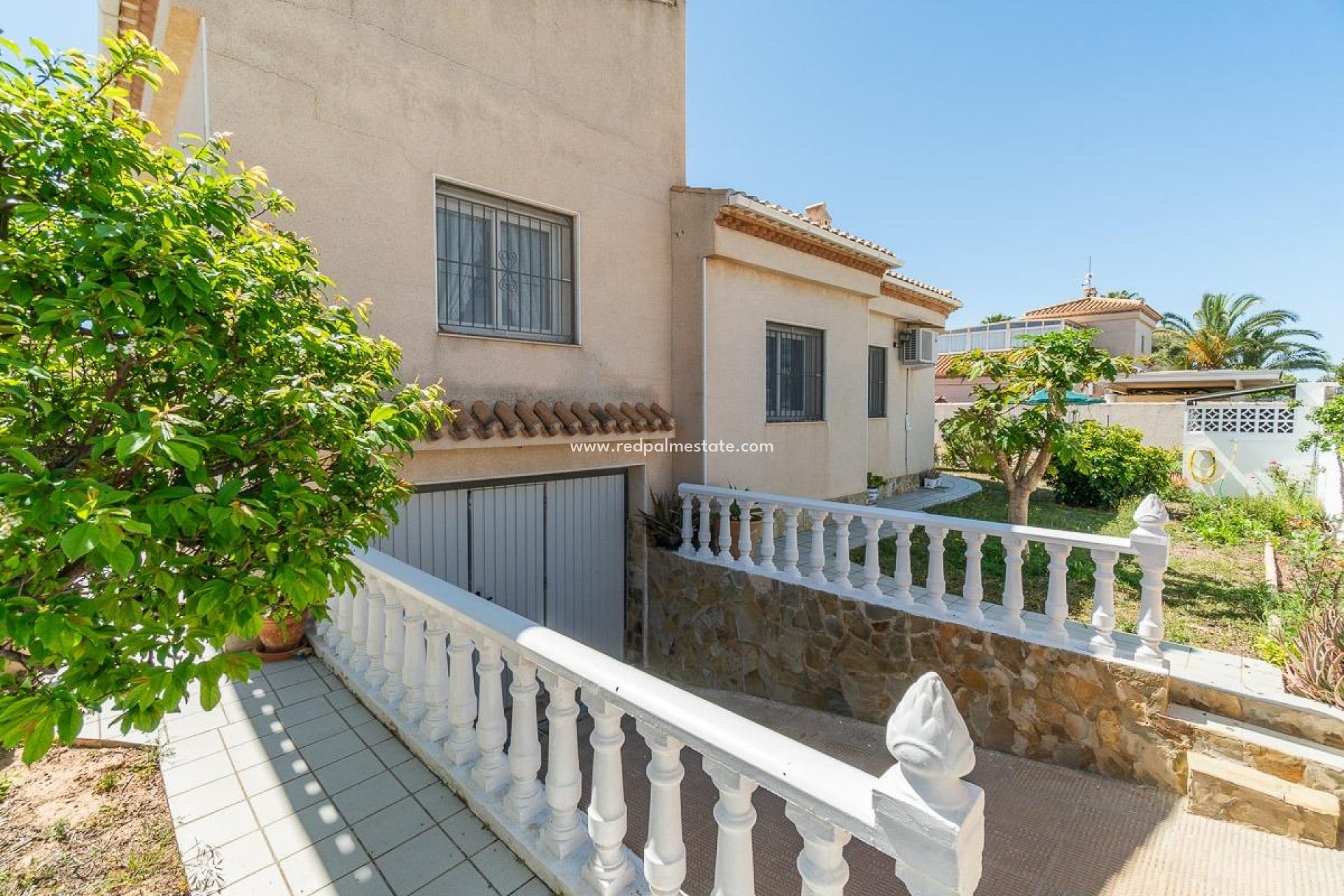 Herverkoop - Villa -
Orihuela Costa - Playa Flamenca