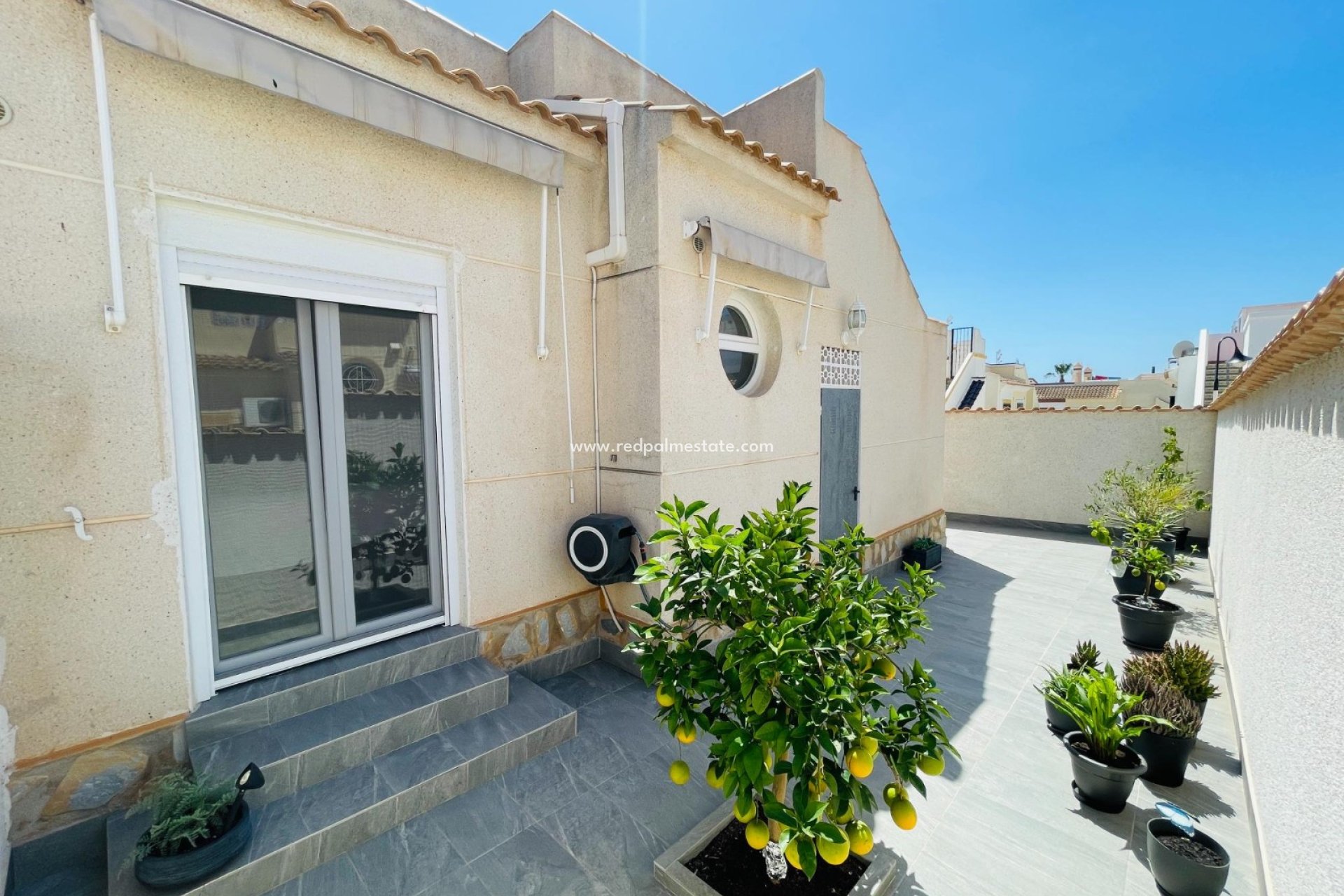 Herverkoop - Villa -
Orihuela Costa - Playa Flamenca