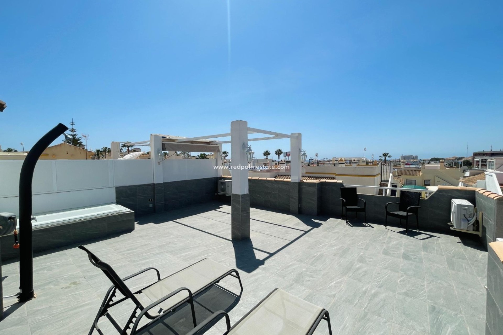 Herverkoop - Villa -
Orihuela Costa - Playa Flamenca