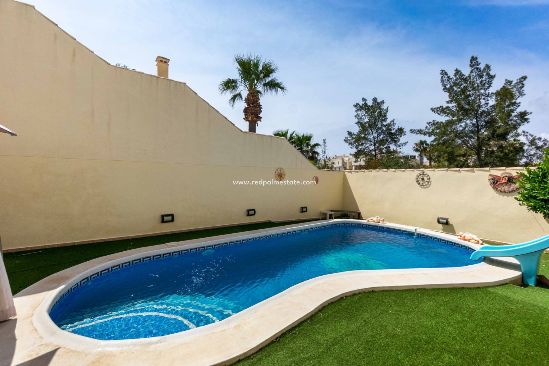 Herverkoop - Villa -
Orihuela Costa - Playa Flamenca