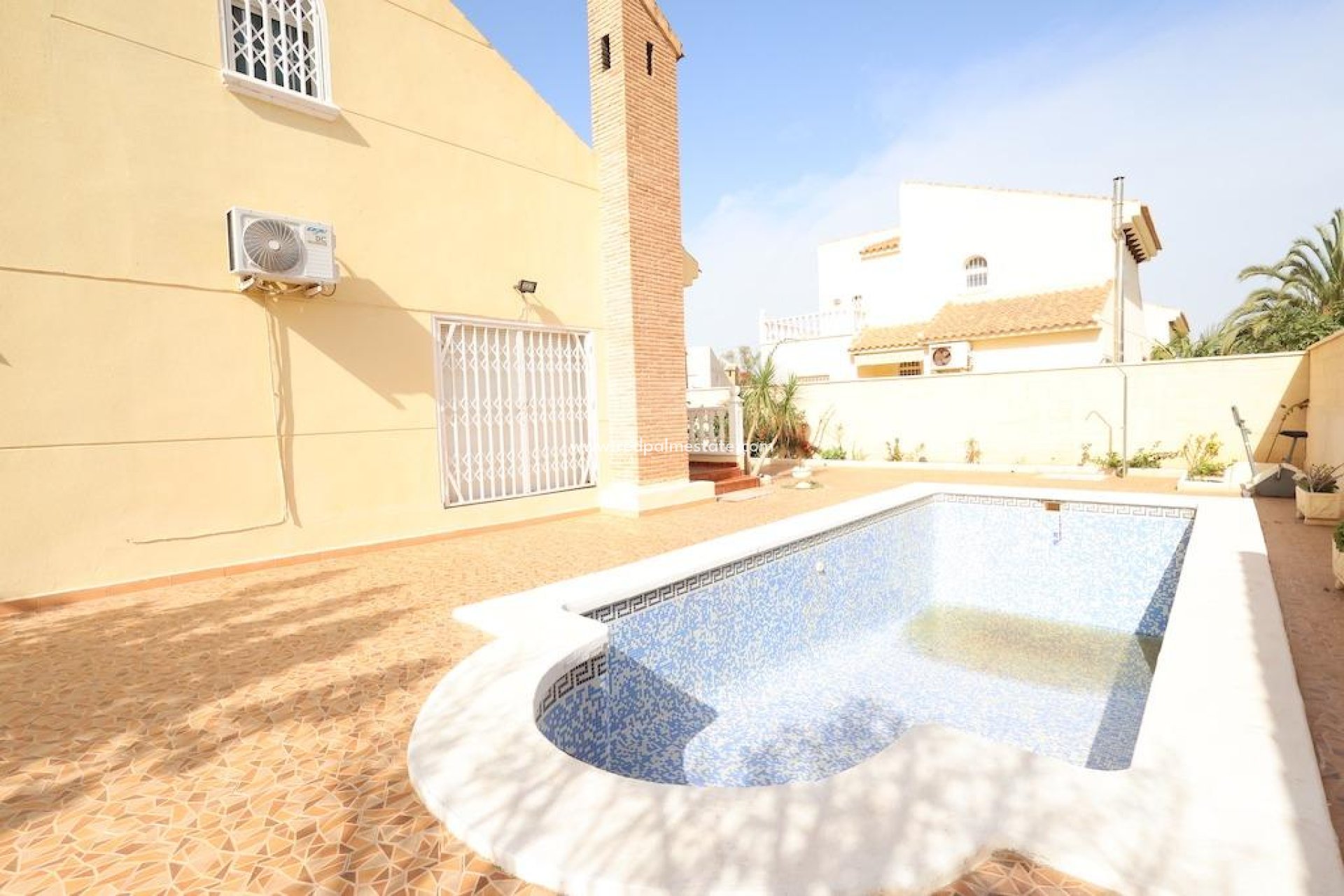 Herverkoop - Villa -
Orihuela Costa - Playa Flamenca