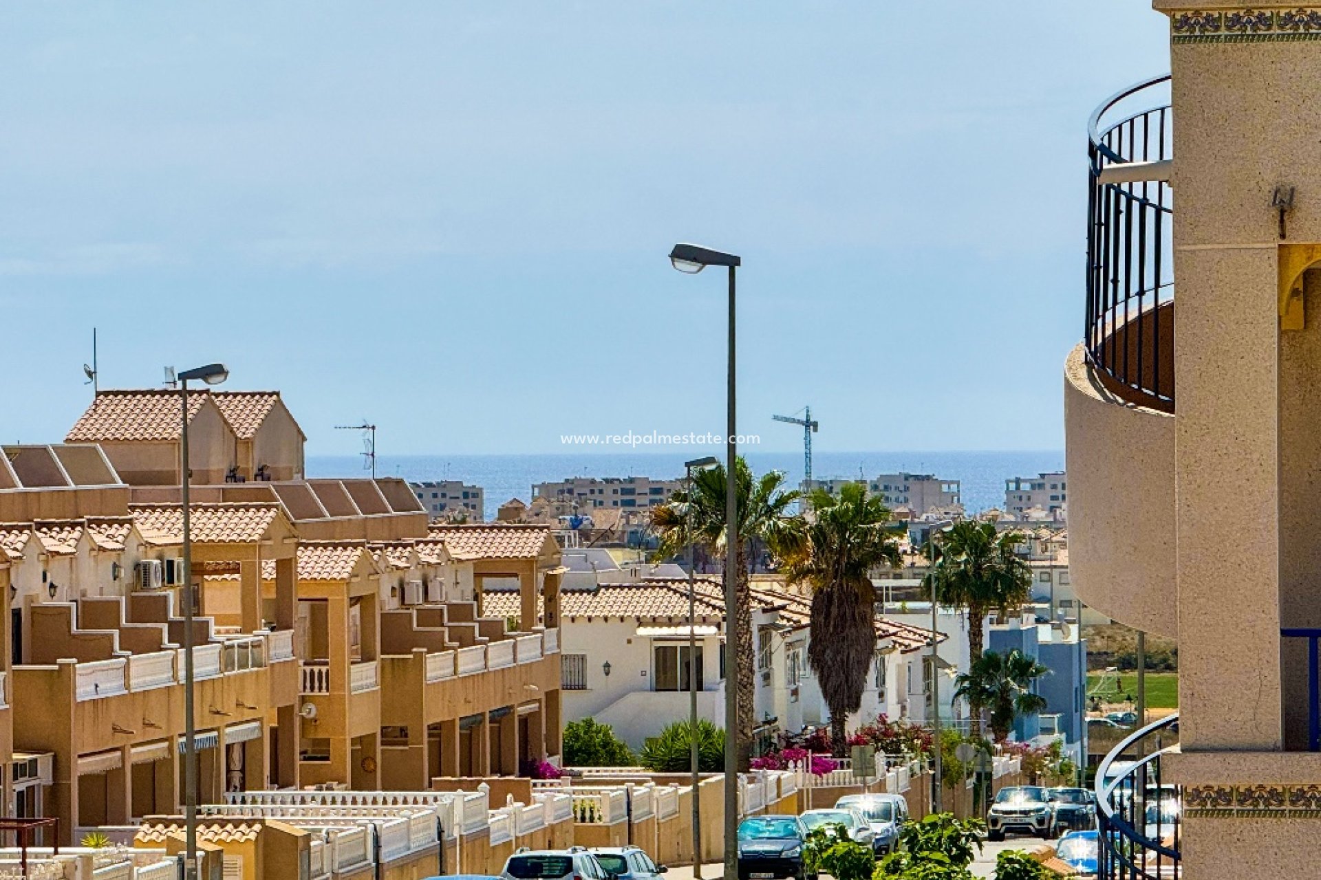 Herverkoop - Villa -
Orihuela Costa - Punta Prima