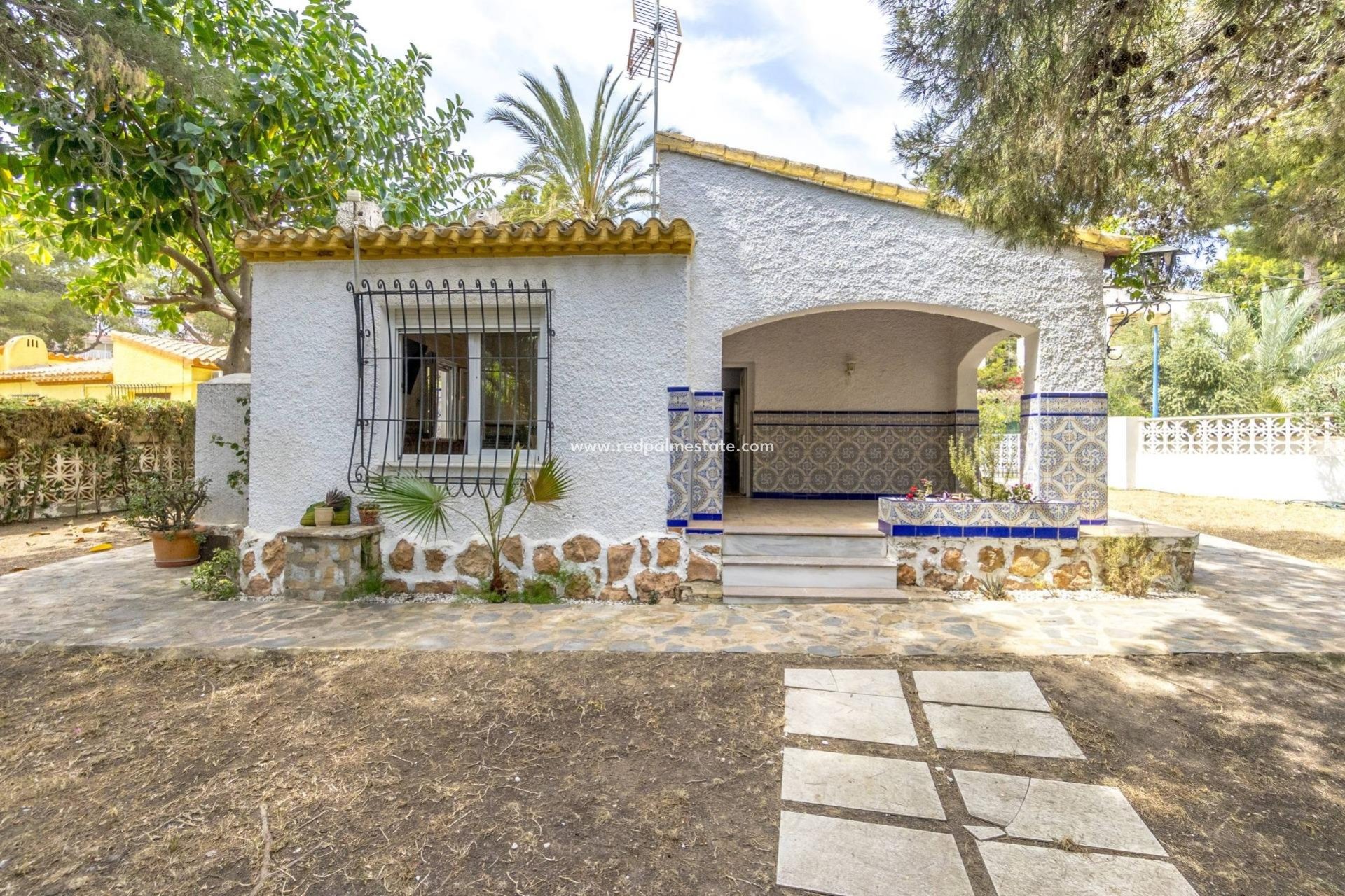 Herverkoop - Villa -
Orihuela Costa - Punta Prima